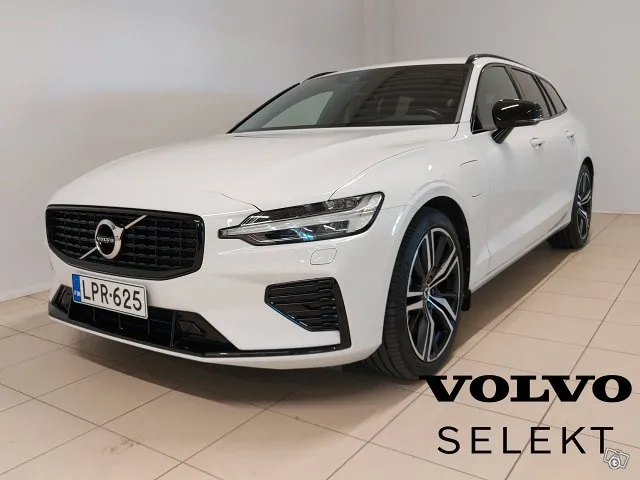 Volvo V60 T6 TwE AWD R-Design Vähänajettu Image 1