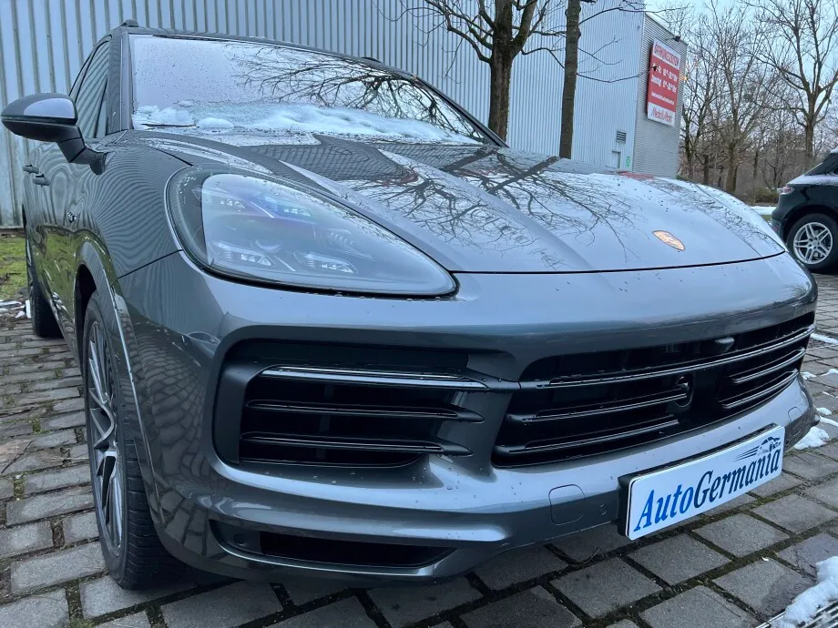 Porsche Cayenne e-Hybrid 462PS Coupe Matrix  Image 1